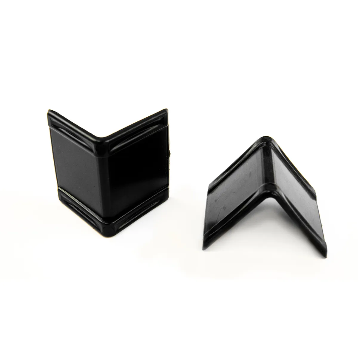 Štitnik ivica za poliesterske trake (PVC-CORNER-3) 25–32 mm